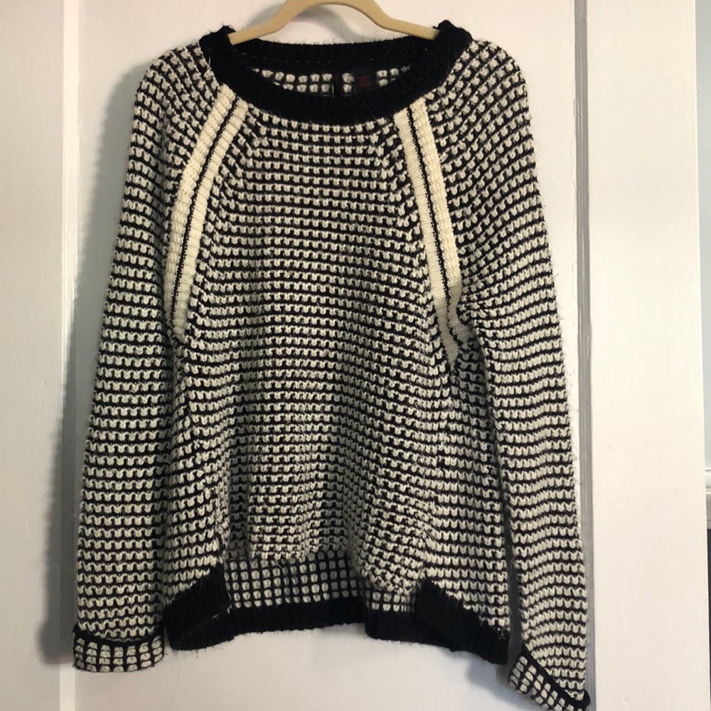Oversized black and white knit sweater